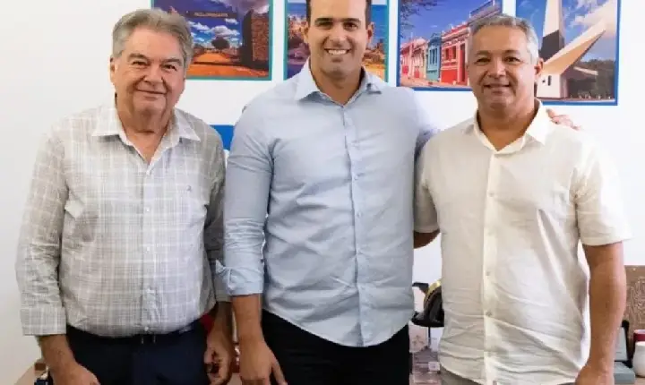 Prefeito Geroncio Júnior discute parcerias e garante apoio do Estado para nova sede da Prefeitura de São Francisco