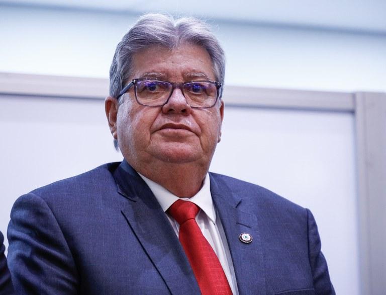 João Azevêdo rejeita proposta de múltiplas candidaturas na base governista para 2026: “Não concordo”