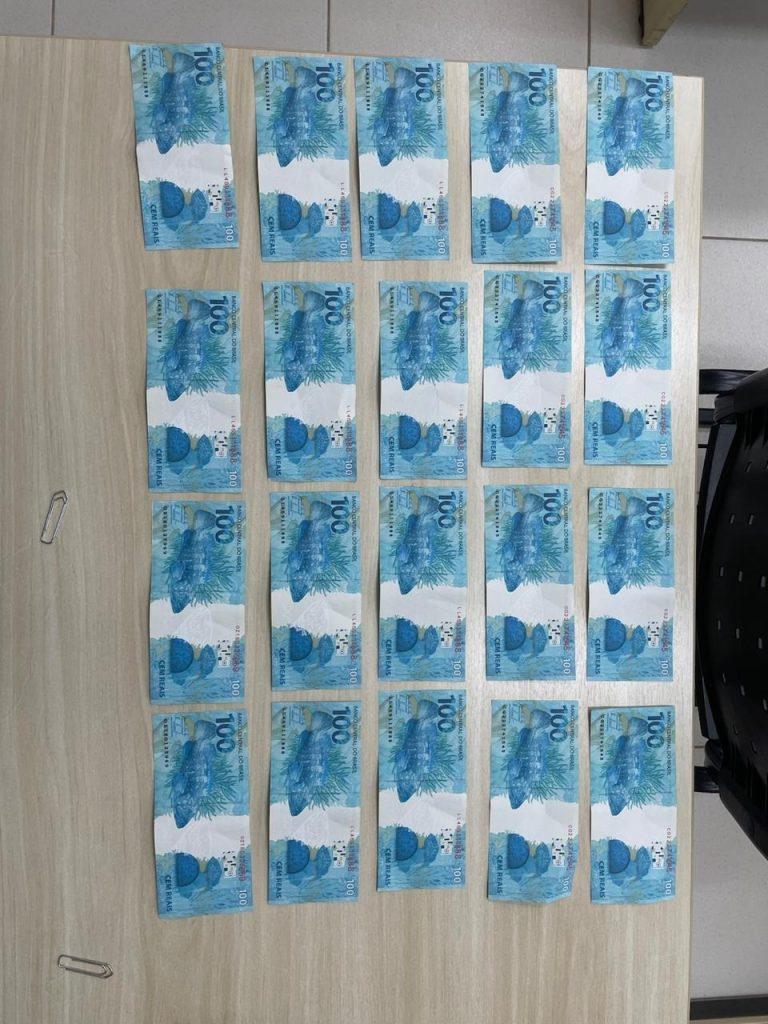 Polícia Federal prende duas pessoas que receberam encomendas contendo cédulas falsas em Campina Grande