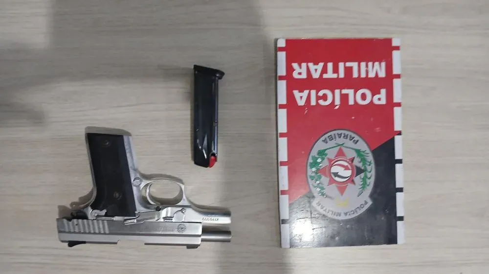 Sargento dos Bombeiros é agredido e tem arma roubada em Cajazeiras; Polícia recupera pistola horas depois