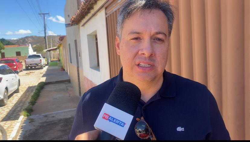 Vídeo: Minha missão é servir Uiraúna”, diz Júnior Araújo ao destacar emendas a saúde durante encontro da oposição em Uiraúna