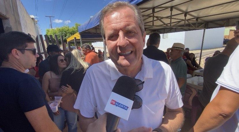 “Vou atender o povo de Uiraúna e representar bem”, diz Fábio Tayrone durante encontro com Dr. Bosco, Dr. Diego Galdino e oposição em Uiraúna