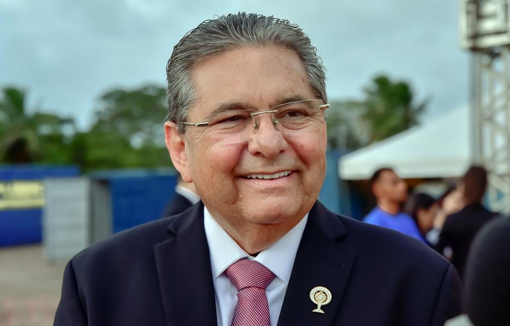 Adriano Galdino reforça alinhamento a Lula e destaca representatividade popular rumo a 2026