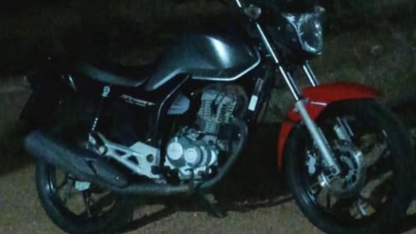 Motocicleta é roubada por dupla armada na estrada de São Gonçalo, em Sousa