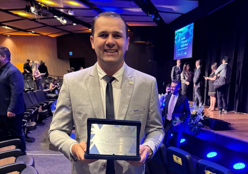 Aldo Andrade é o único prefeito da Paraíba a receber prêmio do Tesouro Nacional durante evento em Brasília