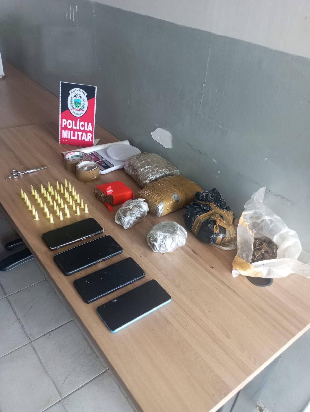 ROTAM “Águia 12” apreende mais de 2 kg de drogas e prende suspeitos na comunidade “Favela do Piolho”, em Sousa