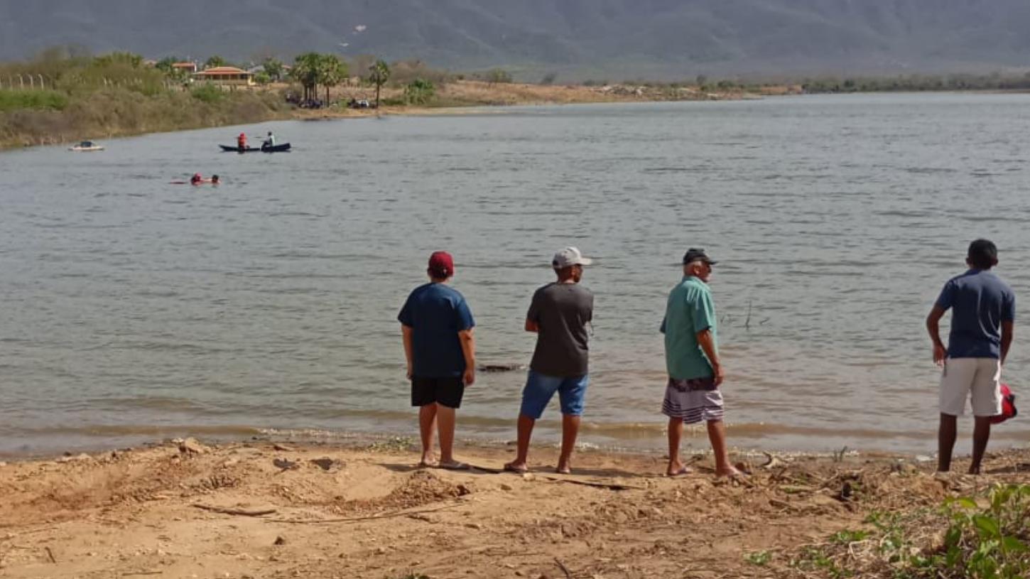 URGENTE: Homem de 40 anos desaparece em açude durante passeio em São José da Lagoa Tapada