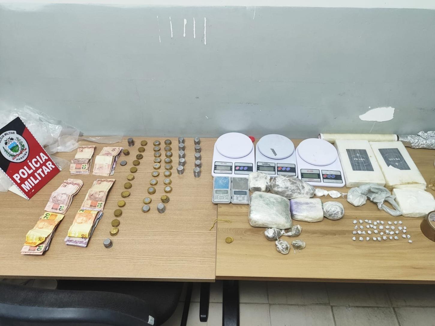 Operação da ROTAM desarticula ponto de tráfico e apreende R$ 400 mil em drogas em Sousa