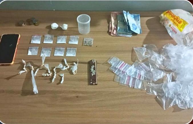 ROTAM apreende drogas e prende suspeito de tráfico no bairro Santo Antônio, em Marizópolis