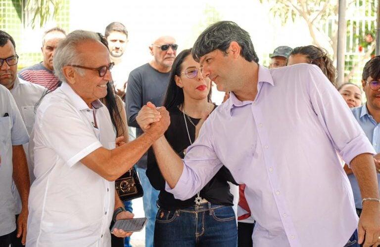 Cícero Lucena sai em defesa de Léo Bezerra e critica “incoerência” de aliados que cobram fidelidade