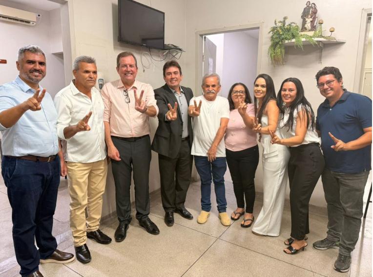 Dr. Bosco romper de vez com Murilo e entrega grupo de oposição a Fábio Tayrone, mexendo no tabuleiro Eleitoral de 2026 em Uiraúna