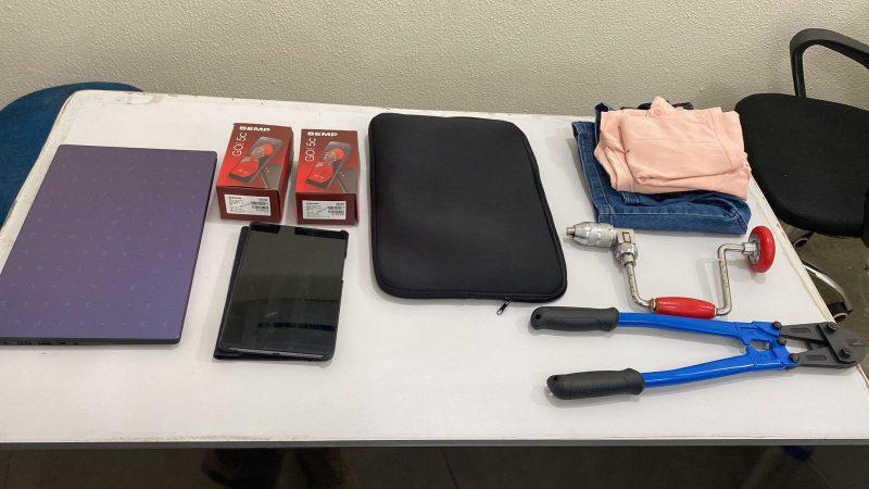 Mulher é presa por envolvimento em arrombamento de cofre de farmácia em Patos