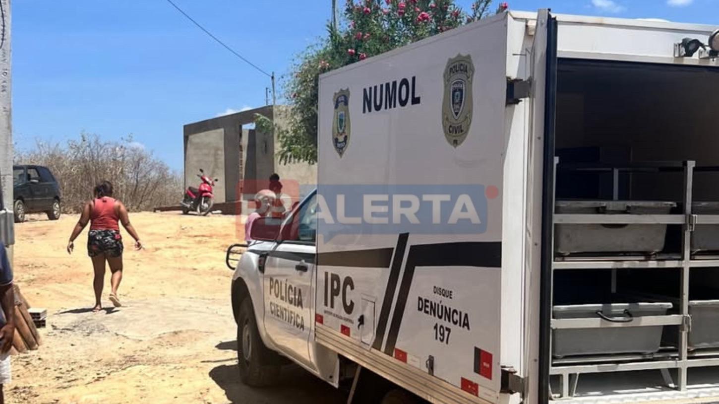 Homem de 62 anos é encontrado morto residência em São José da Lagoa Tapada; PM e SAMU atendem à ocorrência
