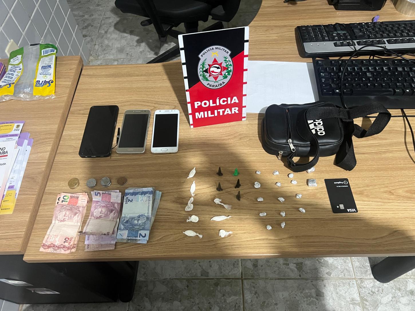 Polícia captura suspeitos com drogas após tentativa de fuga no Bela Vista, em Sousa