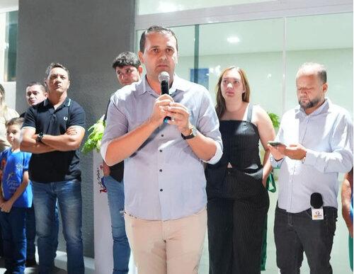 Prefeitura de Bernardino Batista inaugura central de velórios e reforça avanços na infraestrutura