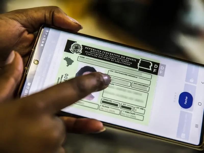 Em menos de um mês, 48 mil paraibanos já começaram a tirar CNH por aplicativo