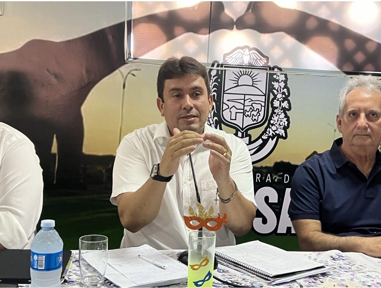 Prefeito Helder Carvalho anuncia programação oficial do Sorrifolia 2026 em Sousa; confira a programação completa