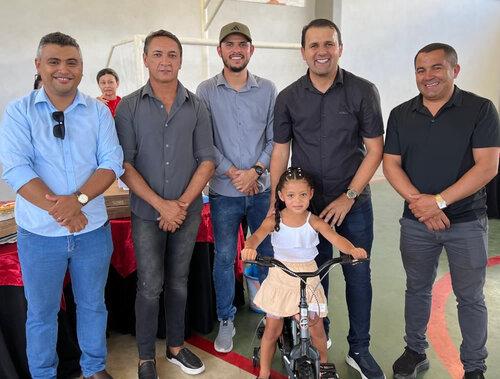Abertura do ano letivo é marcada por muita emoção e acolhida em Bernardino Batista