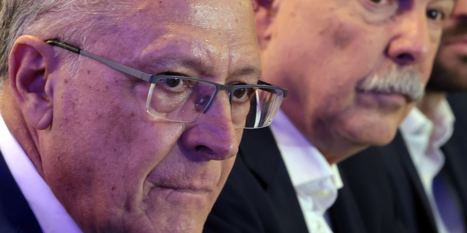 Governo federal elabora estratégia para apoiar segmentos impactados por tarifas