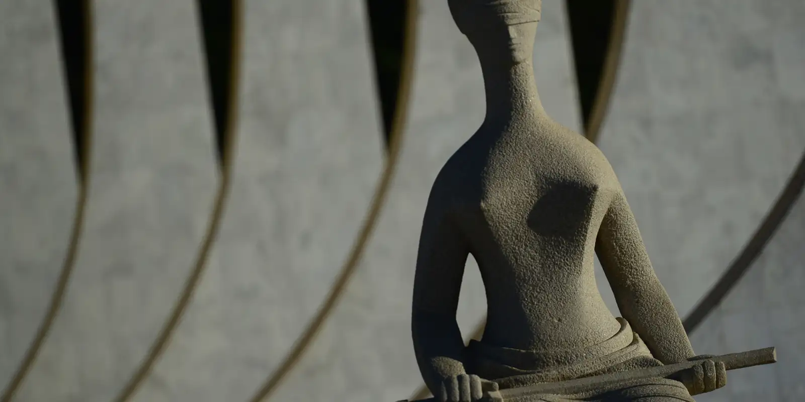 STF inicia debate sobre pagamentos extras a servidores públicos