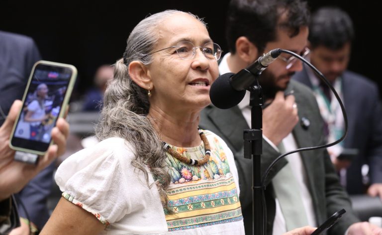 Comissão da Câmara aprova projeto de prevenção à violência contra a mulher em esportes