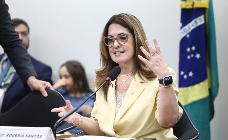 Comissão da Câmara aprova prazo de 30 dias para depoimento especial de crianças vítimas de violência