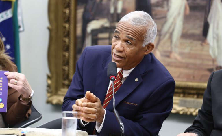 Comissão aprova suspensão de norma que impedia comunidades terapêuticas de integrar o Suas