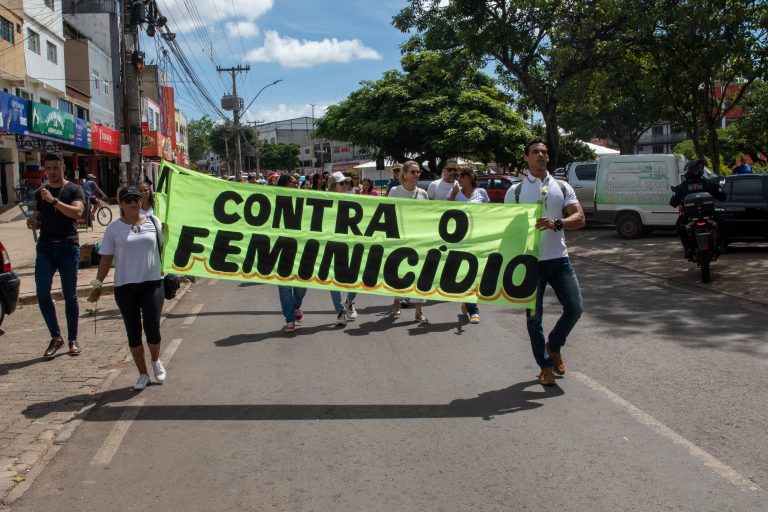 Comissão mista discute violência contra a mulher e efetividade da Lei do Feminicídio; participe