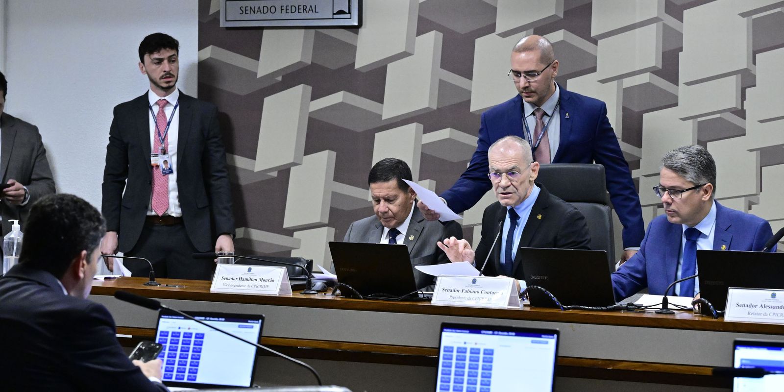 CPI do crime investiga braço financeiro do PCC na Faria Lima e grupo ligado ao Banco Master