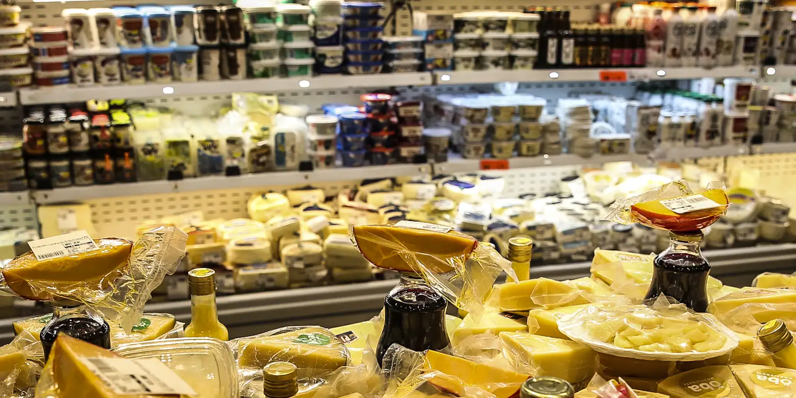 Crédito e nível de emprego recorde impulsionam vendas do varejo