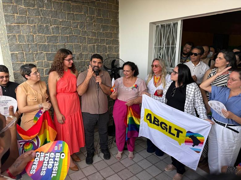 Doutora Paula participa da inauguração do Centro Estadual de Referência LGBTQIAPN+ em Cajazeiras