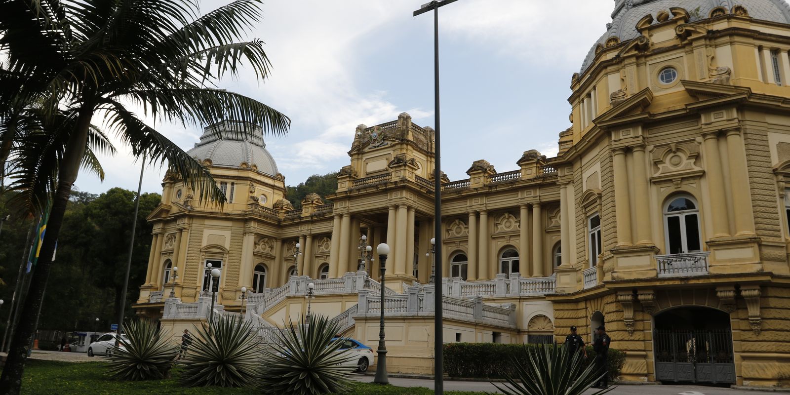 Entenda as implicações da renúncia de Claudio Castro no Rio de Janeiro