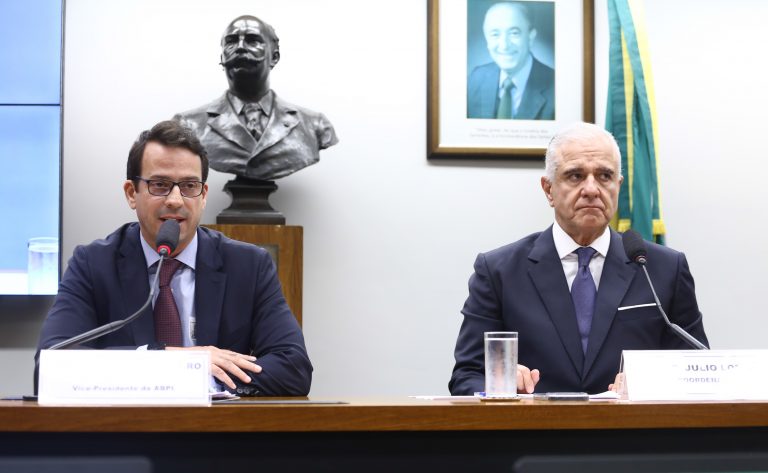 Associações alertam para pirataria como risco à saúde pública e pedem penas mais severas