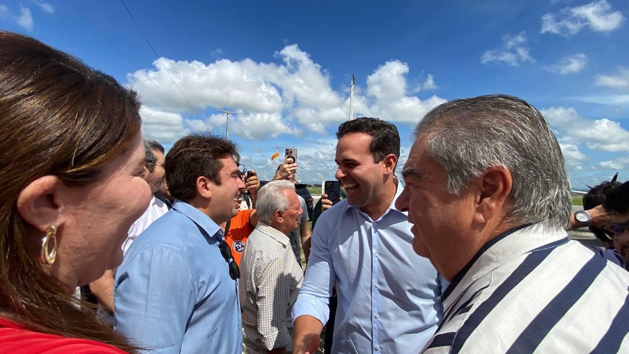 Lucas Ribeiro ri de teoria sobre base chinesa no BINGO e tranquiliza população: “Nada de bomba nem base secreta”