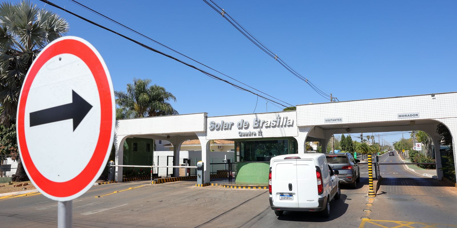 Moraes proíbe sobrevoo de drones perto da residência de Bolsonaro