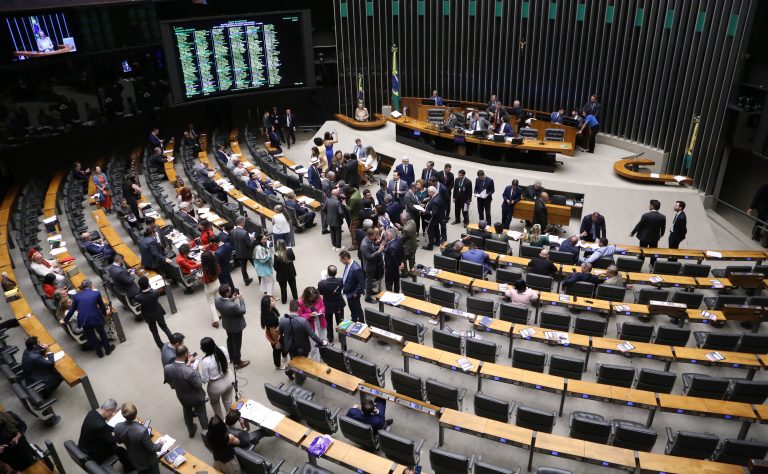 PEC da Segurança Pública gera atrito sobre progressão de pena e criação de polícias municipais