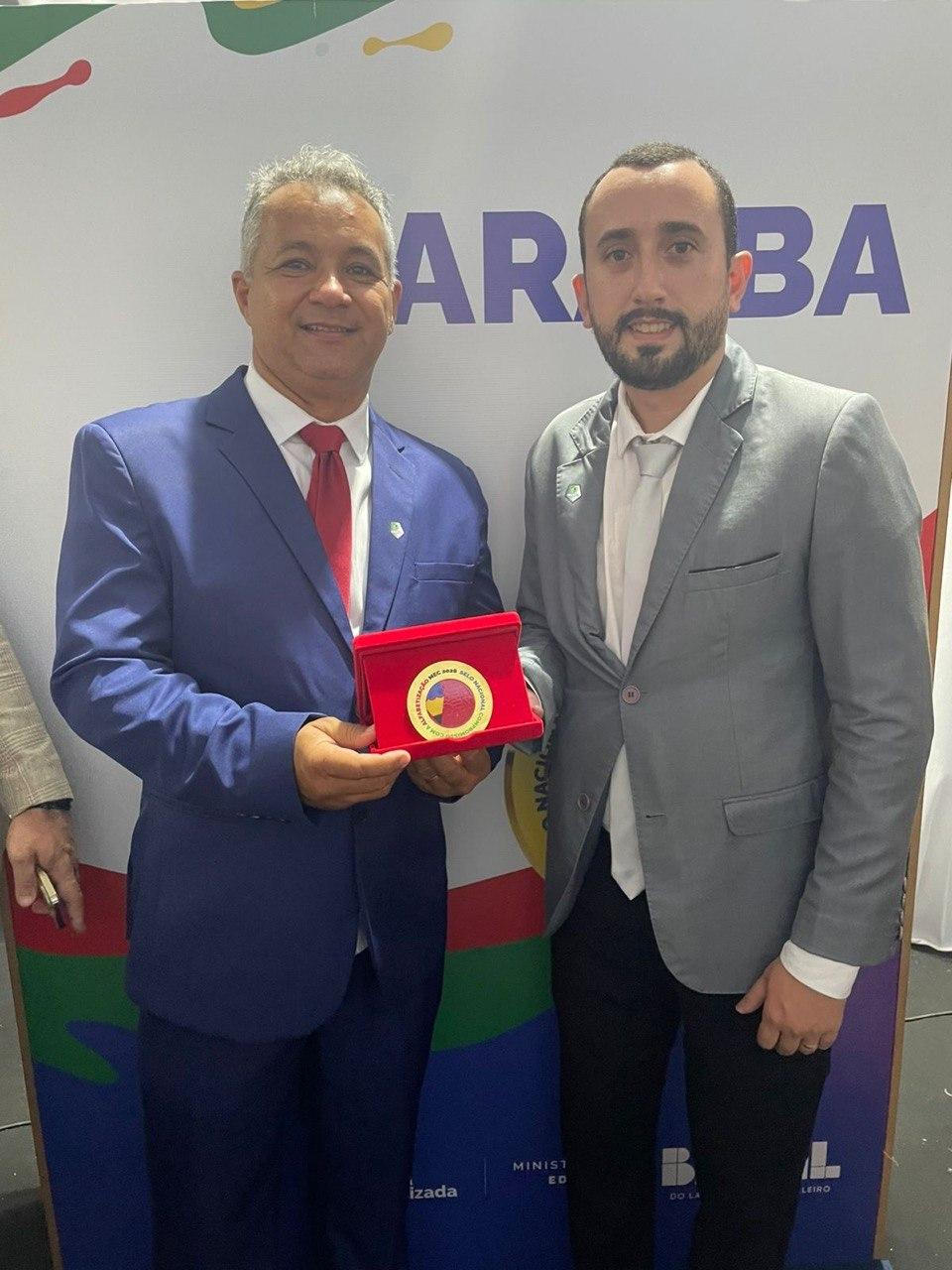 São Francisco reafirma compromisso com a educação e conquista Selo Ouro pelo segundo ano consecutivo