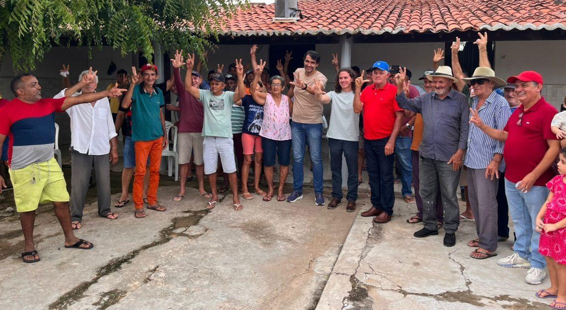 Senador Veneziano visita Sousa, São Gonçalo e São João do Rio do Peixe, intensifica diálogos, consolida apoios à reeleição e garante novos investimentos para irrigação