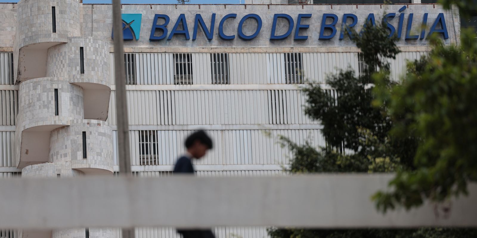 BRB formaliza acordo para repassar ativos do Banco Master