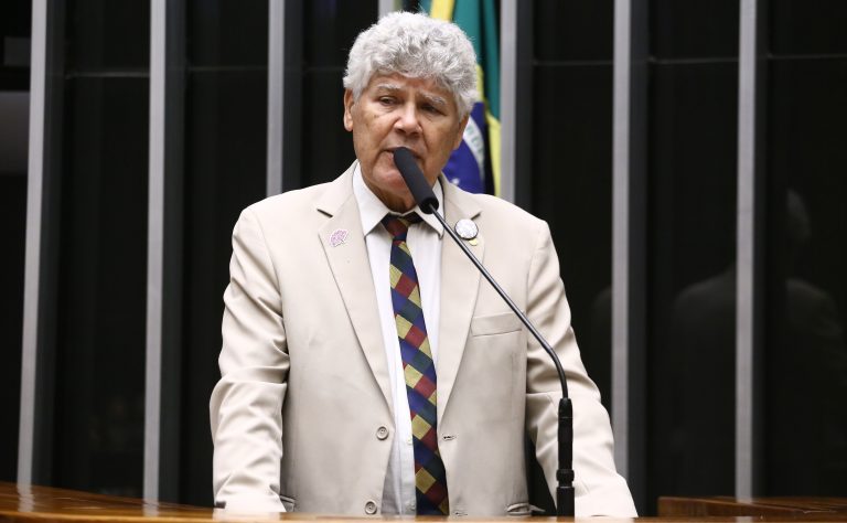 Câmara aprova regulamentação para transição de governos pós-eleição