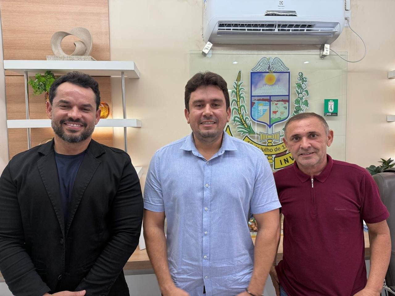 Dr. Leudson Arinã ganha apoio do prefeito Helder Carvalho e articula encontro com prefeitos e fortalece centro Oncológico Laureano em Sousa