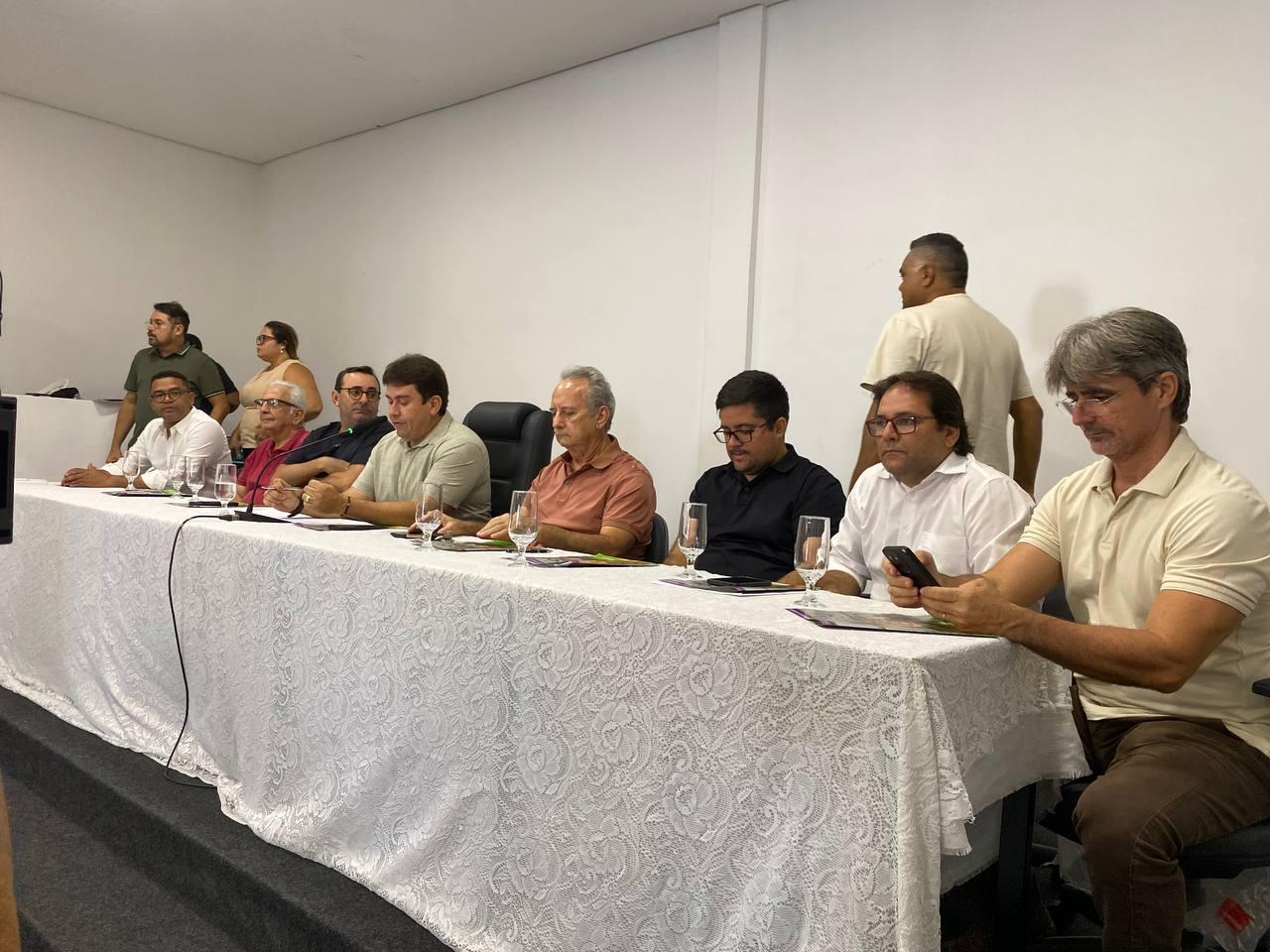 Em um ano e meio, gestão anuncia R$ 500 milhões em investimentos e garante 100% de asfalto no Alto do Cruzeiro em Sousa