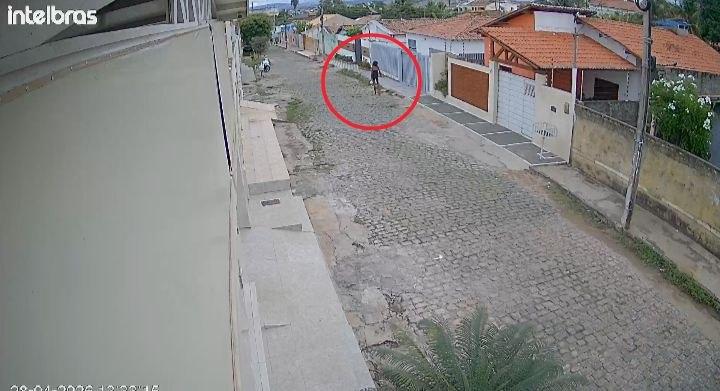 Polícia Militar conduz adolescente por furto em residência e recupera parte dos objetos em Cajazeiras