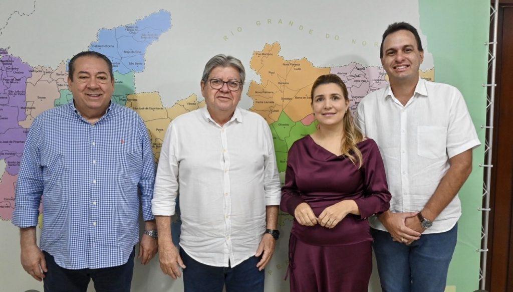 Prefeitos de Triunfo e Poço de José de Moura cumprem agenda em João Pessoa em busca de investimentos