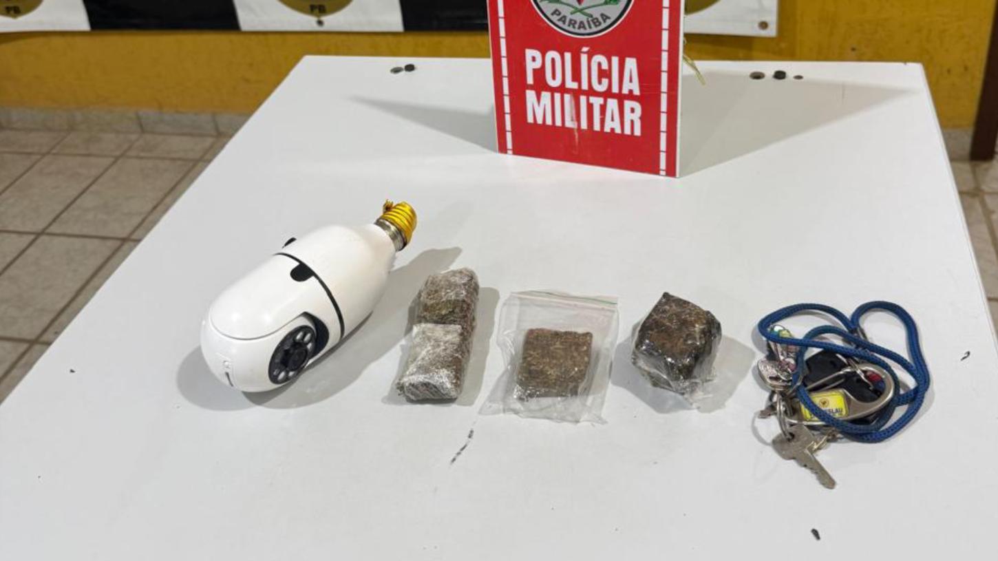 Trio é preso por tráfico de drogas em Catolé do Rocha; mulher detida já havia sido presa há 20 dias pelo mesmo crime