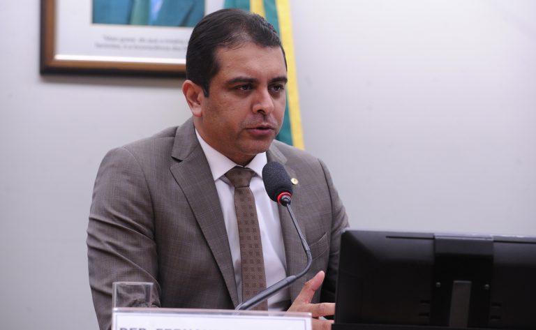 Comissão debate estratégias contra a violência sexual infantojuvenil