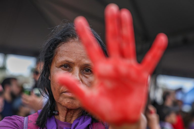 Comissão mista discute novas tecnologias contra a violência de gênero