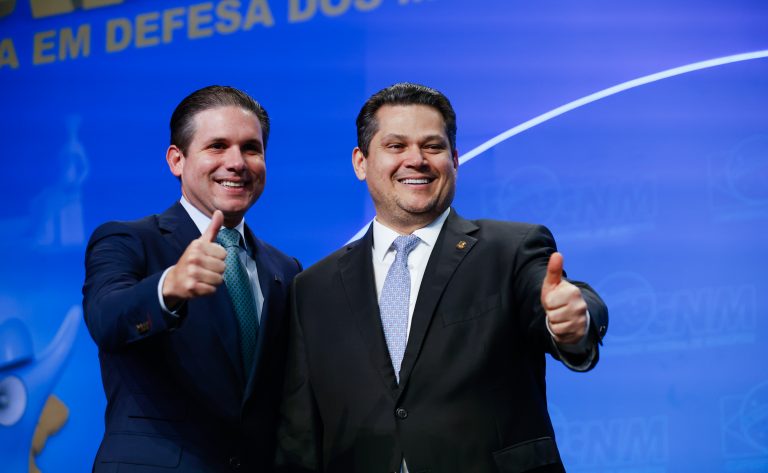 Hugo Motta reforça apoio da Câmara às prefeituras em evento municipalista