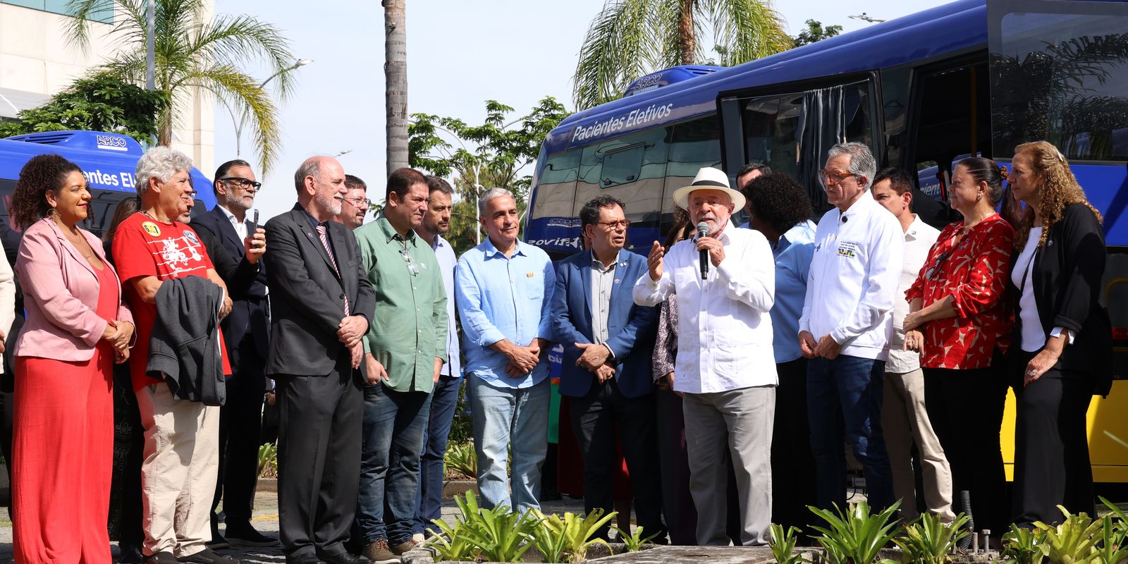 Lula cobra do governador do Rio empenho na prisão de milicianos