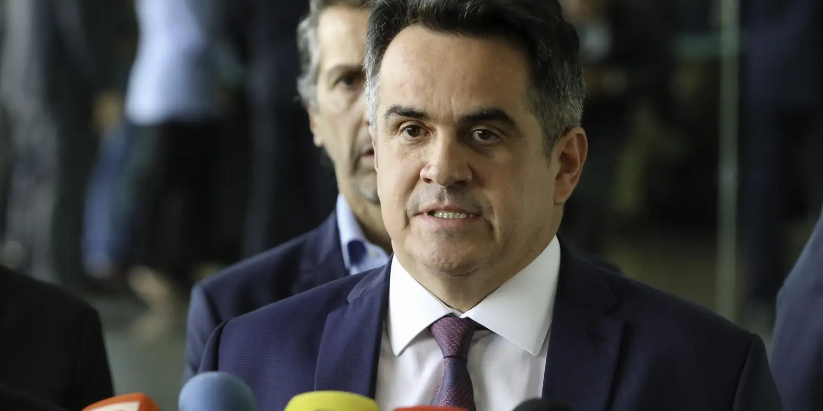Polícia Federal investiga Ciro Nogueira por supostos pagamentos e benefícios